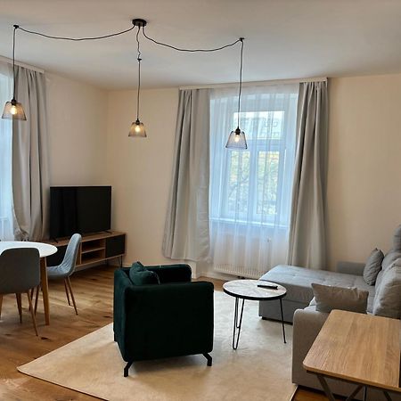 Altbauwohnung Mit Charme - Selbst Check In - Queensize Bett เวียนนา ภายนอก รูปภาพ