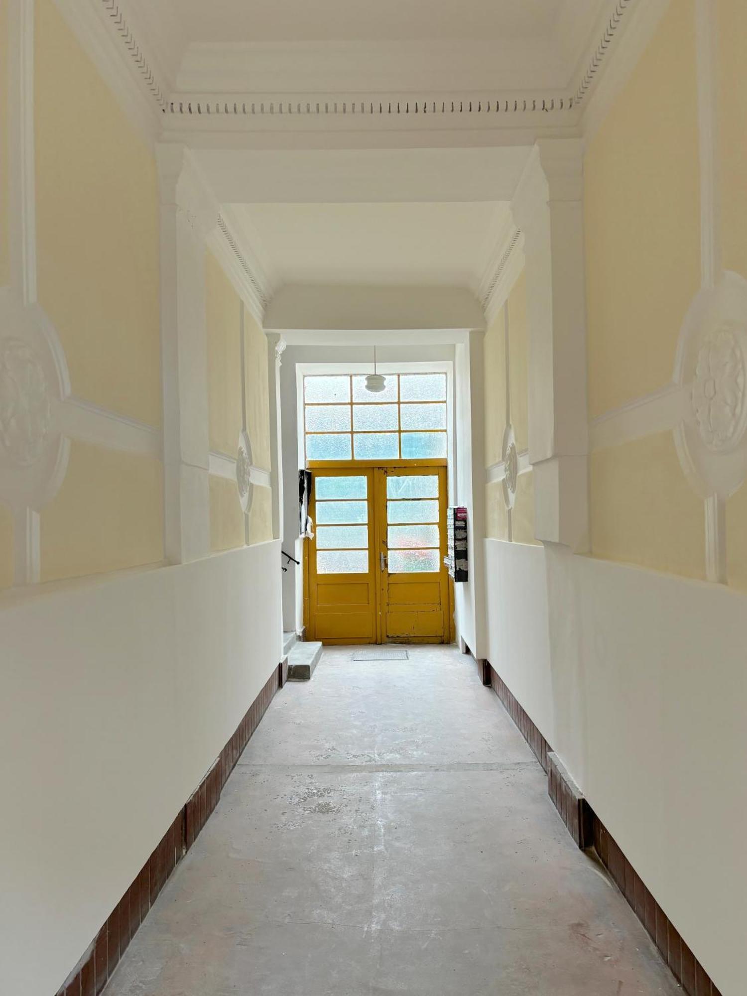 Altbauwohnung Mit Charme - Selbst Check In - Queensize Bett เวียนนา ภายนอก รูปภาพ